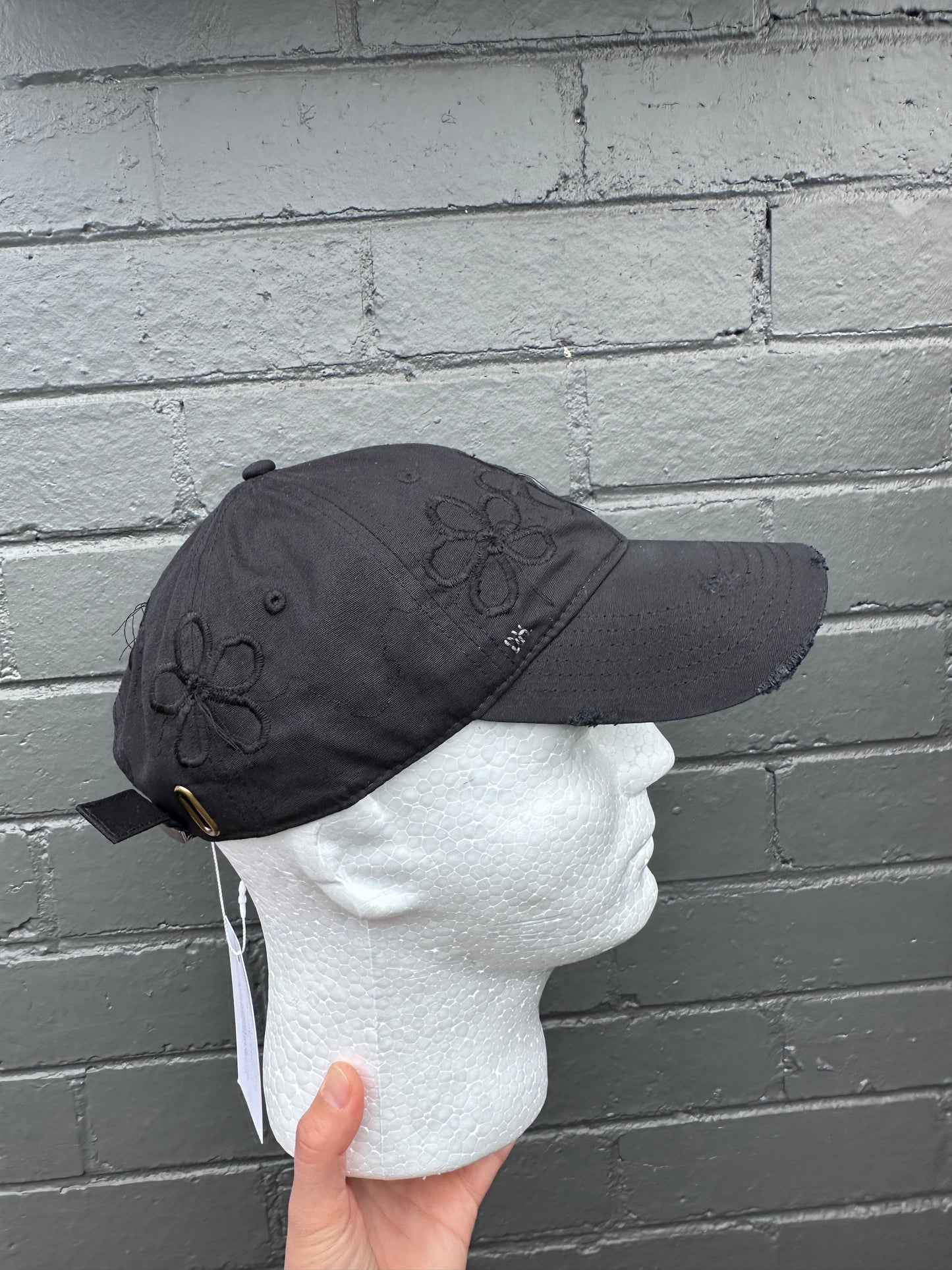 ‘Death Orchid’ Cap